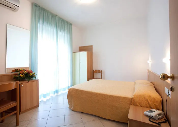 Otel Nel Pineto Montesilvano Marina