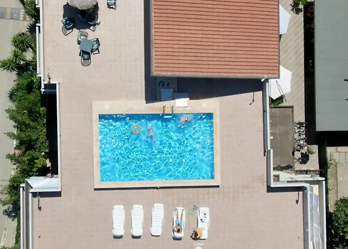 Nel Pineto Otel Montesilvano Marina